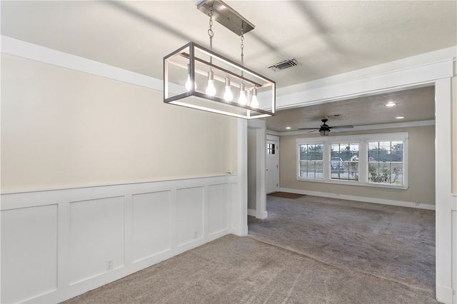 606 West Alligator Street, Caldwell, TX 77836