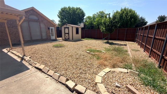 2301 Stratford Drive, Mesquite, TX 75150