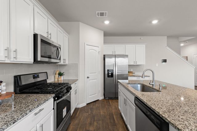 281 Jayden DR, Kyle, TX 78640