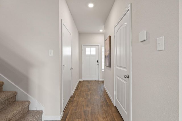 281 Jayden DR, Kyle, TX 78640