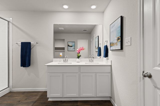 281 Jayden DR, Kyle, TX 78640