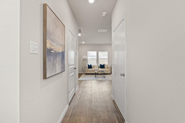 281 Jayden DR, Kyle, TX 78640