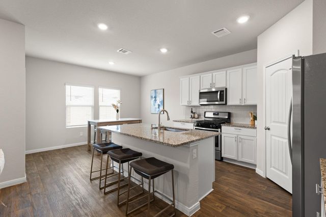 281 Jayden DR, Kyle, TX 78640