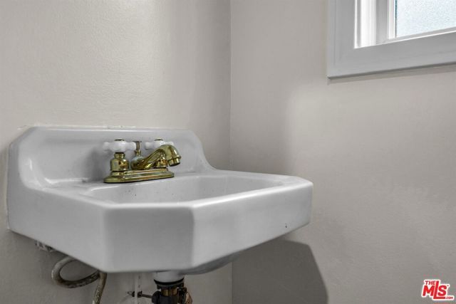 10281 Dunleer Drive, Los Angeles, CA 90064