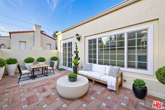 10281 Dunleer Drive, Los Angeles, CA 90064