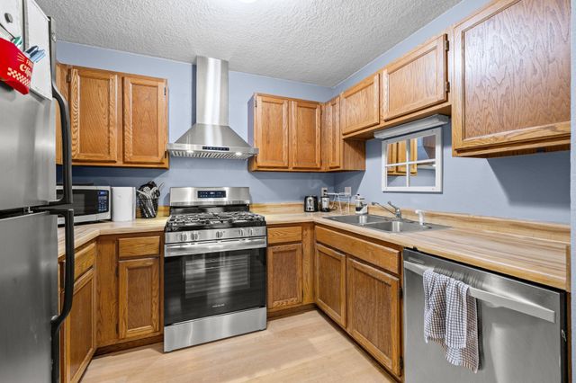 3253 Evergreen Drive, Eagan, MN 55121