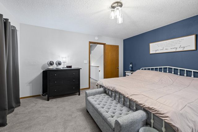 3253 Evergreen Drive, Eagan, MN 55121