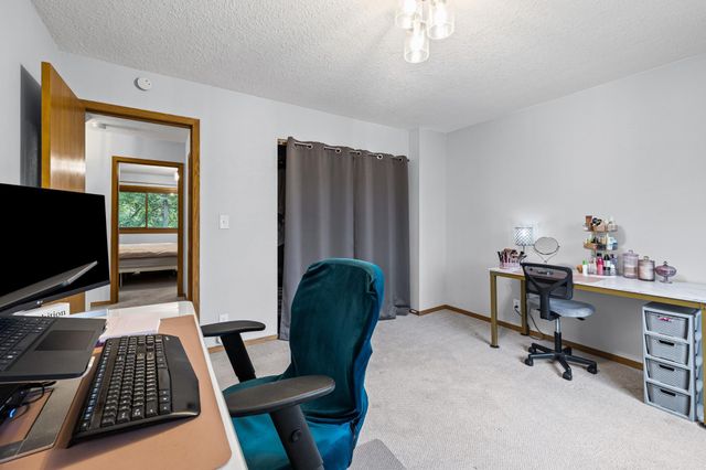 3253 Evergreen Drive, Eagan, MN 55121