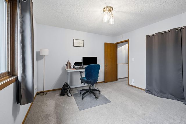 3253 Evergreen Drive, Eagan, MN 55121