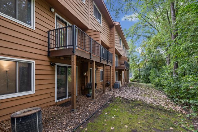 3253 Evergreen Drive, Eagan, MN 55121