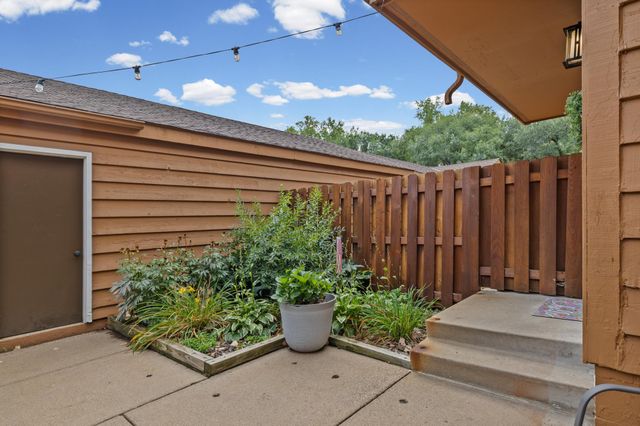 3253 Evergreen Drive, Eagan, MN 55121