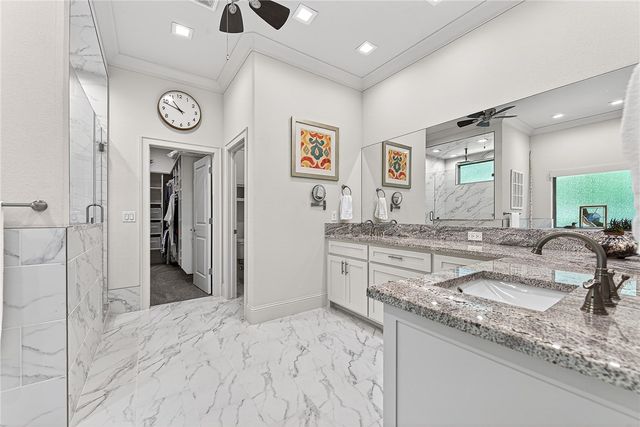 8525 Manor Drive, Bentonville, AR 72712