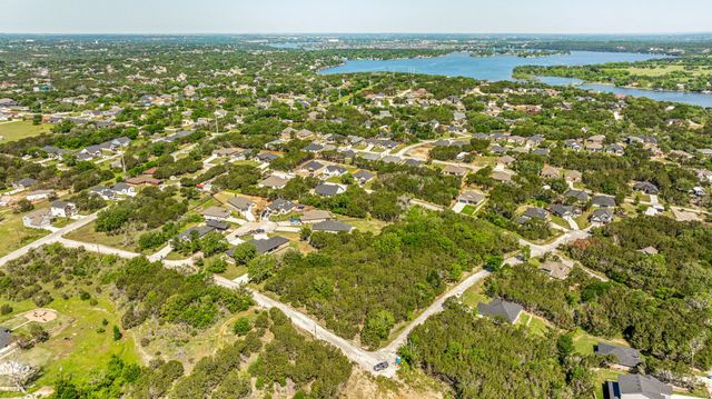 2604 Lakeridge Drive, Granbury, TX 76048