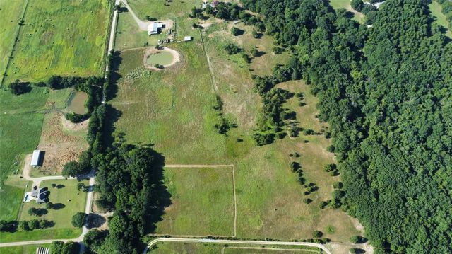 1979 County Road 1135, Ravenna, TX 75476
