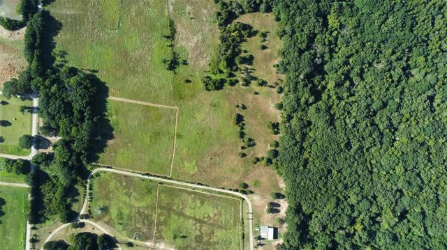 1979 County Road 1135, Ravenna, TX 75476