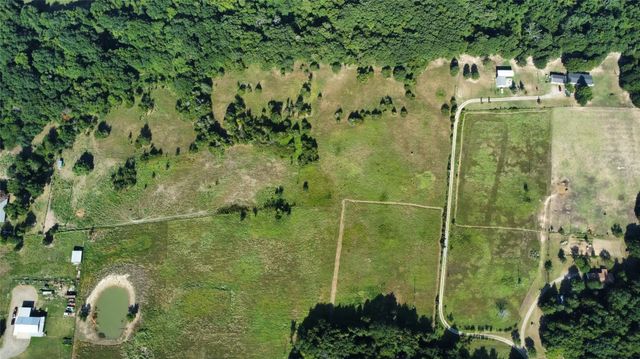 1979 County Road 1135, Ravenna, TX 75476