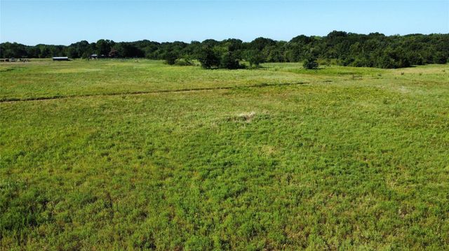 1979 County Road 1135, Ravenna, TX 75476