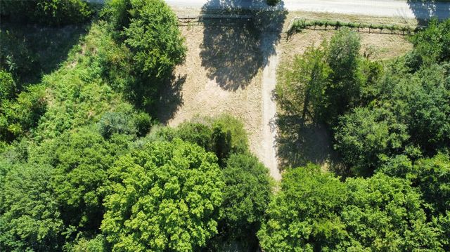 1979 County Road 1135, Ravenna, TX 75476