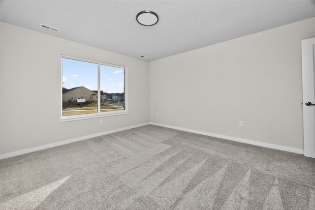 9120 Robinson Drive, West Des Moines, IA 50266