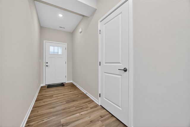 9120 Robinson Drive, West Des Moines, IA 50266