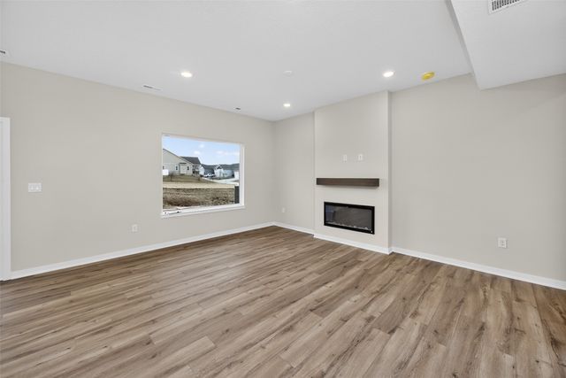 9120 Robinson Drive, West Des Moines, IA 50266