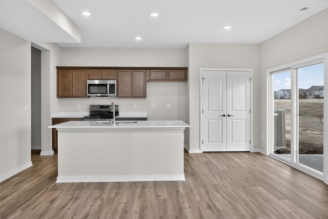 9120 Robinson Drive, West Des Moines, IA 50266