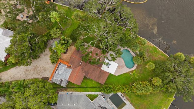 5381 PALOS VERDES DRIVE, Sarasota, FL 34231