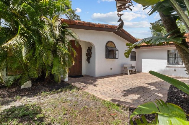 5381 PALOS VERDES DRIVE, Sarasota, FL 34231