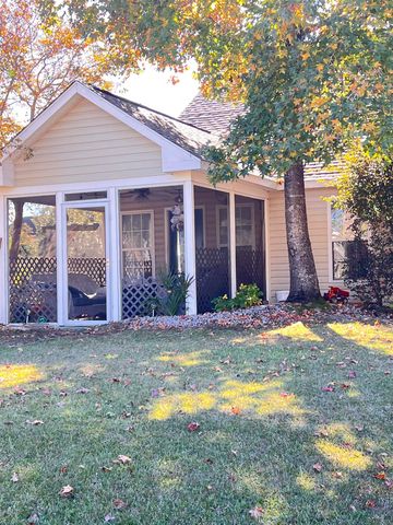 7342 Guinevere Circle, Myrtle Beach, SC 29588