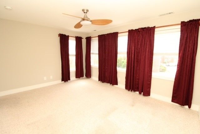 521 S 1st St, Clarksville, TN 37040