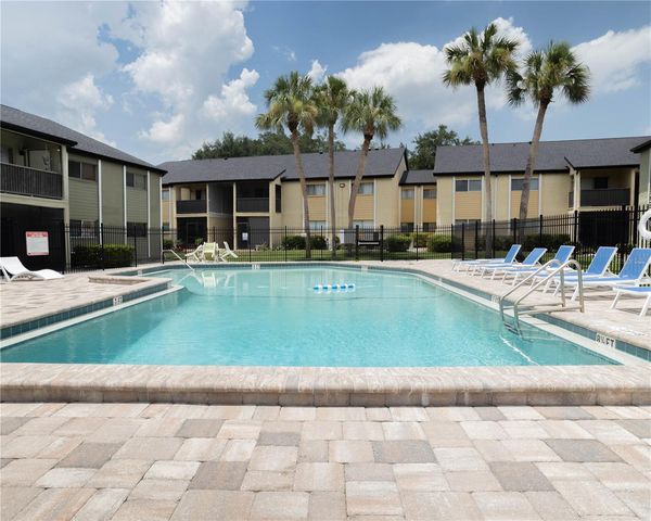 918 LAKE DESTINY ROAD A, Altamonte Springs, FL 32714