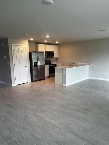 4021 35TH Street SW, Lehigh Acres, FL 33976