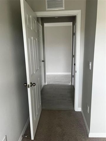 4021 35TH Street SW, Lehigh Acres, FL 33976