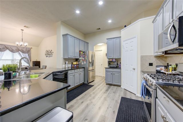 20519 Copper Cave Lane, Richmond, TX 77407