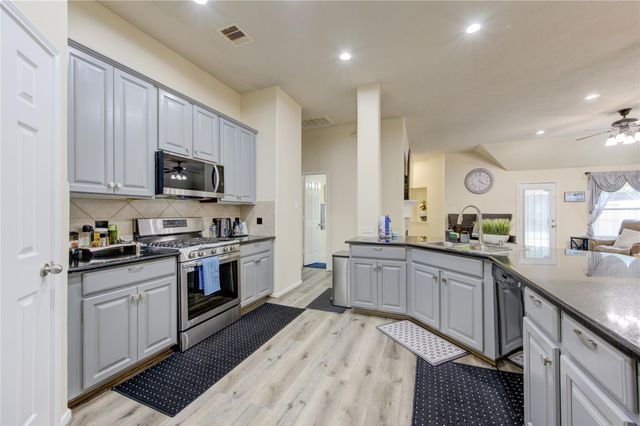 20519 Copper Cave Lane, Richmond, TX 77407