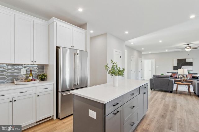 2204 ARDEN DR, Fallston, MD 21047