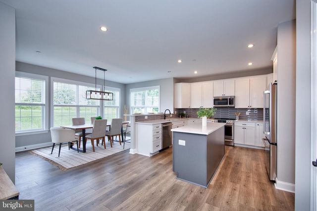 2204 ARDEN DR, Fallston, MD 21047