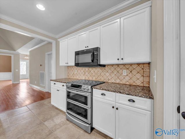8 Crimson Cloud Blvd SW, Huntsville, AL 35824