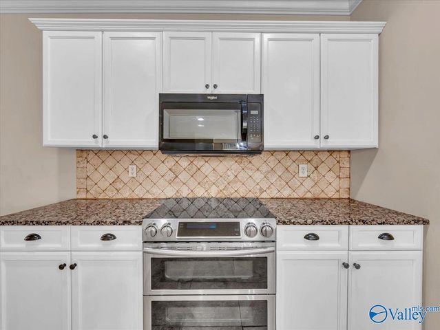 8 Crimson Cloud Blvd SW, Huntsville, AL 35824