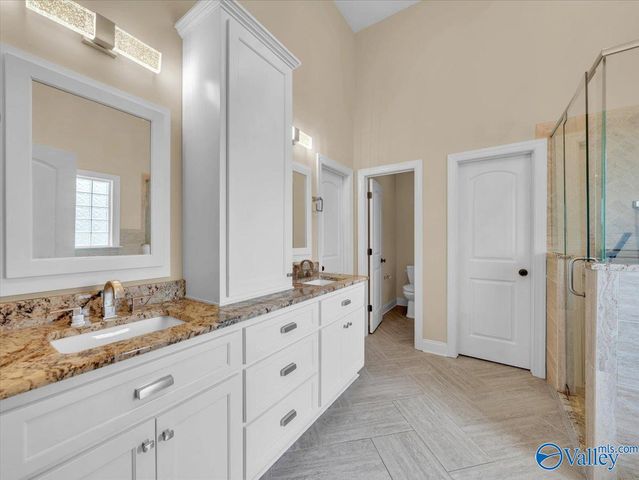 8 Crimson Cloud Blvd SW, Huntsville, AL 35824
