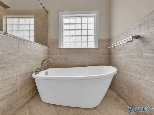 8 Crimson Cloud Blvd SW, Huntsville, AL 35824