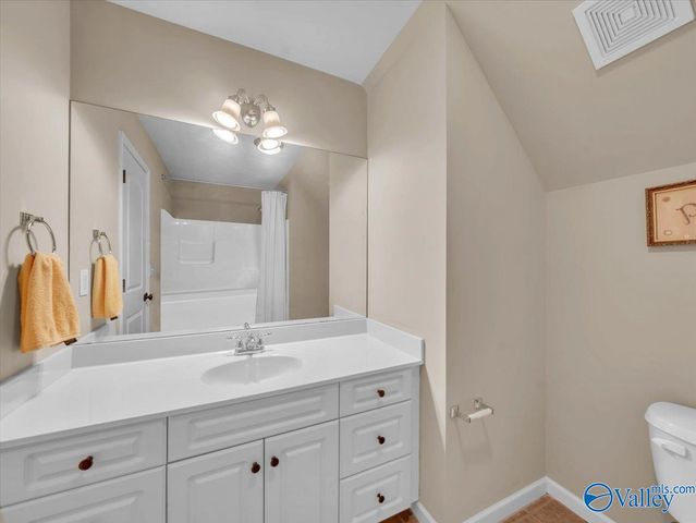 8 Crimson Cloud Blvd SW, Huntsville, AL 35824