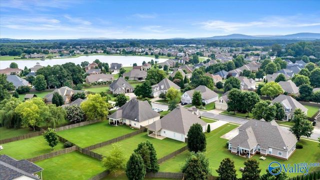 8 Crimson Cloud Blvd SW, Huntsville, AL 35824