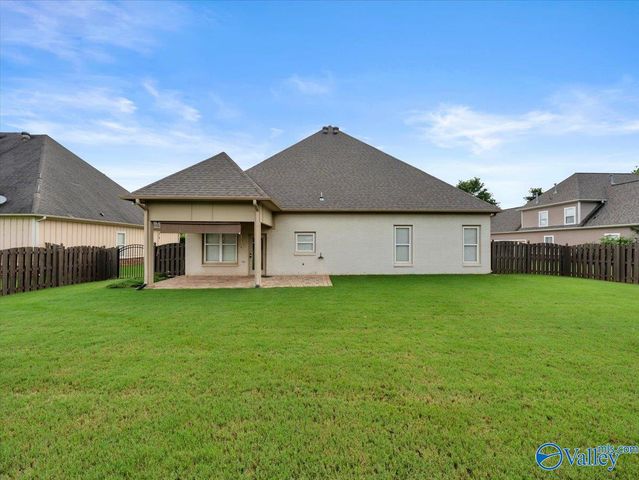 8 Crimson Cloud Blvd SW, Huntsville, AL 35824
