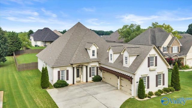 8 Crimson Cloud Blvd SW, Huntsville, AL 35824