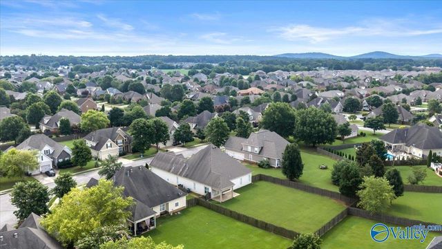 8 Crimson Cloud Blvd SW, Huntsville, AL 35824