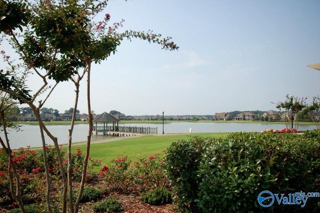 8 Crimson Cloud Blvd SW, Huntsville, AL 35824
