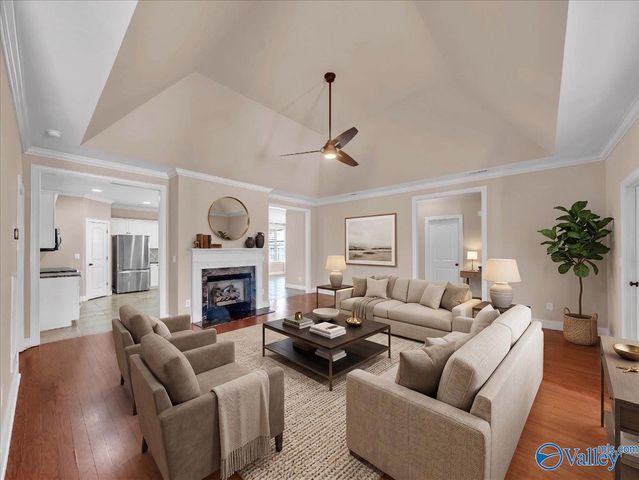 8 Crimson Cloud Blvd SW, Huntsville, AL 35824