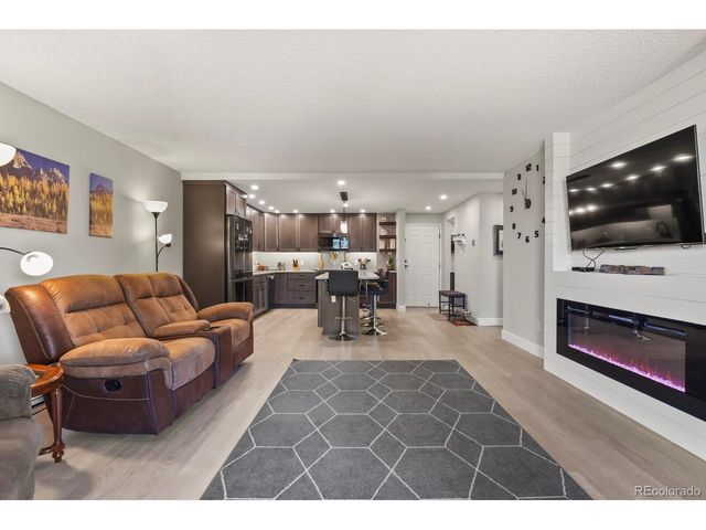 2868 S Heather Gardens Way B 250-109, Aurora, CO 80014