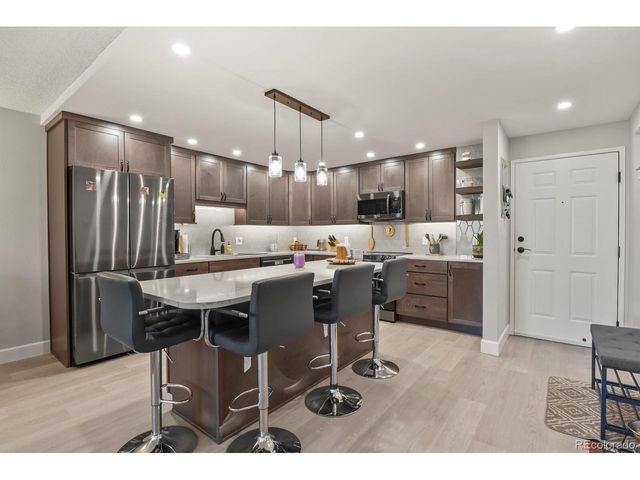 2868 S Heather Gardens Way B 250-109, Aurora, CO 80014